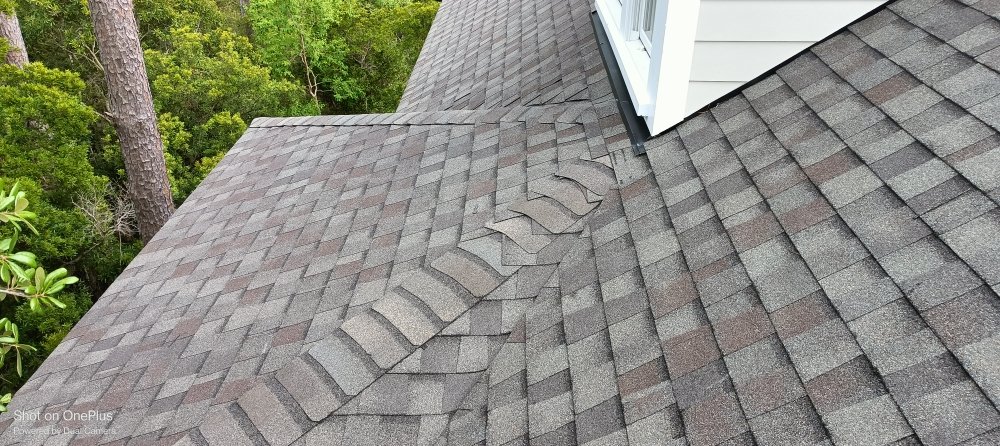 Slide of Mateo Roofing