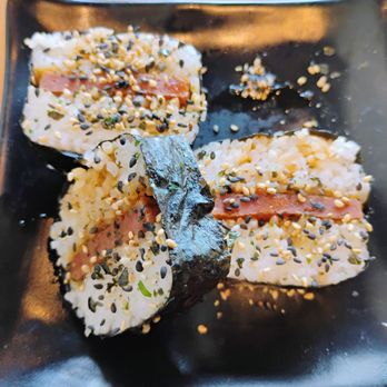 Uchiwa Ramen - Spam Musubi - Japanese Near Me - Emeryville, California Uchiwa Ramen - Spam Musubi - Japanese Near Me - Emeryville, California