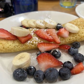 Hope’s Brunch House - Berry crepe - Coffee & Tea Near Me - Phoenix, Arizona