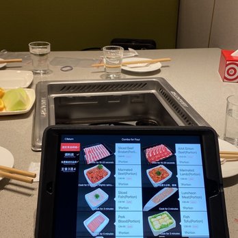 Haidilao Hot Pot - Chinese Near Me - Markham, Ontario