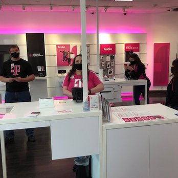T-Mobile - God awful unhelpful 4 employees not helping me- the only customer. - Mobile Phones Near Me - Thousand Oaks, California T-Mobile - God awful unhelpful 4 employees not helping me- the only customer. - Mobile Phones Near Me - Thousand Oaks, California
