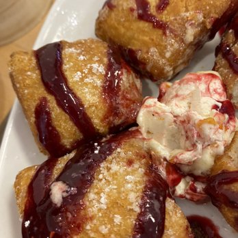 The Buttered Biscuit - Springdale - The raspberry biscuit beignets - Breakfast & Brunch Near Me - Springdale, Arkansas