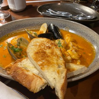 Pacific's Edge Restaurant - Seafood Near Me - Carmel, California