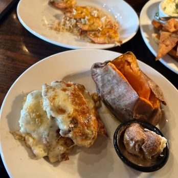 LongHorn Steakhouse - Yum!! Looks delicious - Steakhouses Near Me - Jacksonville, Florida