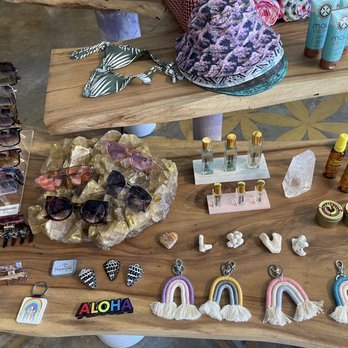 Pakaloha Bikinis - Fun displays with super cute merchandise! - Swimwear Near Me - Haleiwa, Hawaii Pakaloha Bikinis - Fun displays with super cute merchandise! - Swimwear Near Me - Haleiwa, Hawaii