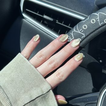 Zen Nail Bar - Builder gel set with light gold catseye! - Nail Salons Near Me - Grand Rapids, Michigan Zen Nail Bar - Builder gel set with light gold catseye! - Nail Salons Near Me - Grand Rapids, Michigan