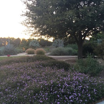 El Rancho Verde Park - Nice little gardens. - Parks Near Me - La Palma, California