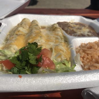 Rosa's & Ruben's - Chicken enchiladas - Mexican Near Me - Cody, Wyoming Rosa's & Ruben's - Chicken enchiladas - Mexican Near Me - Cody, Wyoming