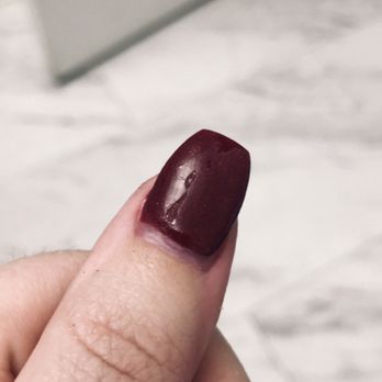 Blazzo Nail Bar - Weird divot in thumb. - Nail Salons Near Me - Smyrna, Georgia