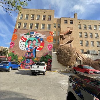 Rialto Hotel - Outside - Hotels Near Me - Laredo, Texas