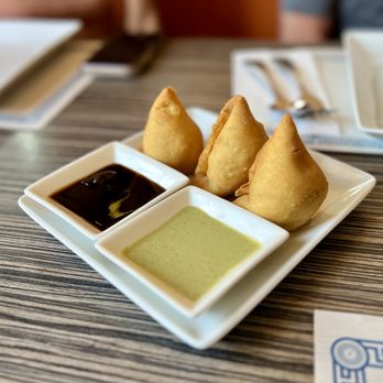 Bawarchi Indian Cuisine - Samosa Appetizer - Indian Near Me - Sparks, Nevada Bawarchi Indian Cuisine - Samosa Appetizer - Indian Near Me - Sparks, Nevada
