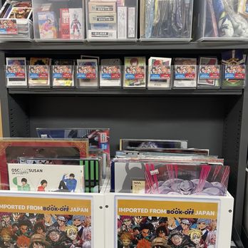 Book Off - Bookstores Near Me - Monterey Park, California