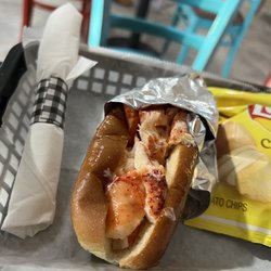 The Sugaree - Lobster Roll w/ chips