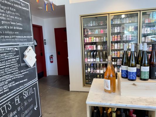 Hi-Lo Liquor Market - Long Beach by null