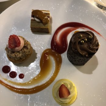 Ciel de Paris - Dessert assortment - Modern European Near Me - Paris, 75