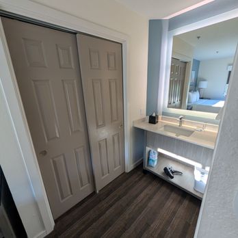 Hyatt House Boston/Waltham - Hotels Near Me - Waltham, Massachusetts