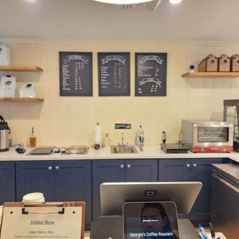 Georgio's Coffee Roaster - Coffee Roasteries Near Me - Stony Brook, New York