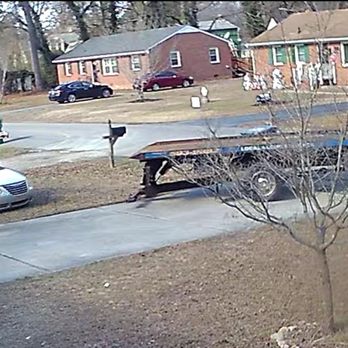 Xfinity Store by Comcast - Stupid person being towed out of my yard.. - Internet Service Providers Near Me - Henrico, Virginia