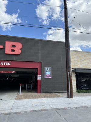 H-E-B by null