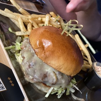 One Twenty Three Tavern - 123 burger for the gents with the brioche bun...impeccable! - New American Near Me - Grand Rapids, Michigan One Twenty Three Tavern - 123 burger for the gents with the brioche bun...impeccable! - New American Near Me - Grand Rapids, Michigan