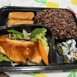 Sakana Sushi & Hibachi Steakhouse - Salmon Teriyaki Bento Box