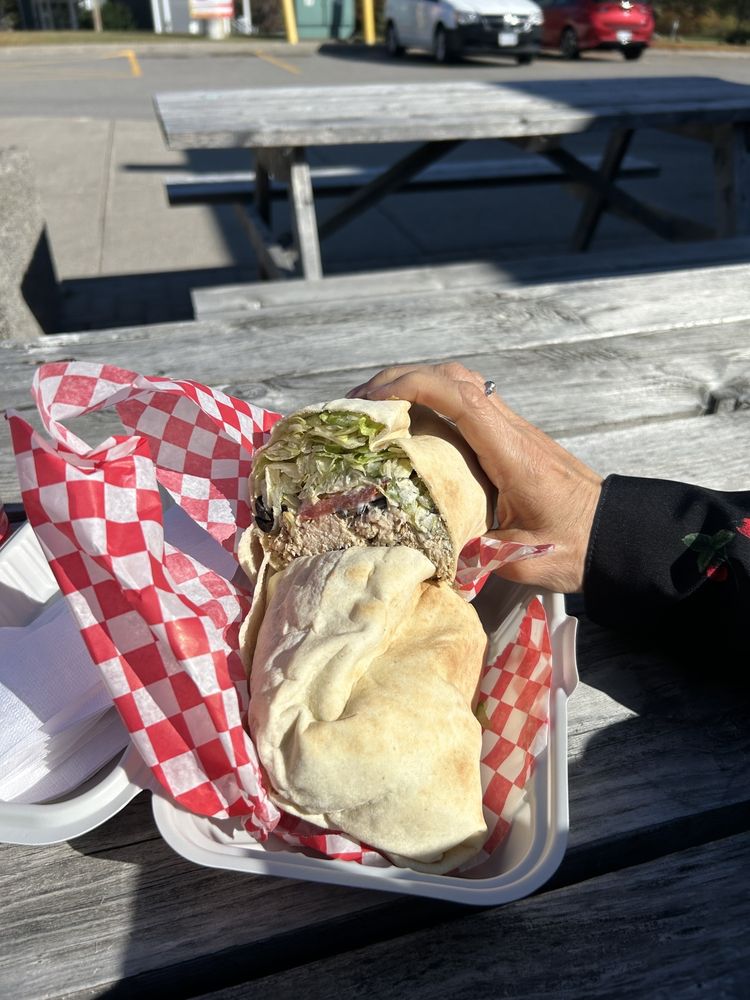 JP's Pita Deli Logo