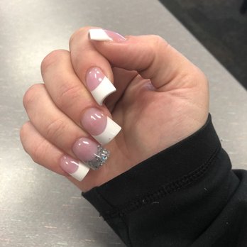 Happy Nails & Spa - Nail Salons Near Me - Dublin, California