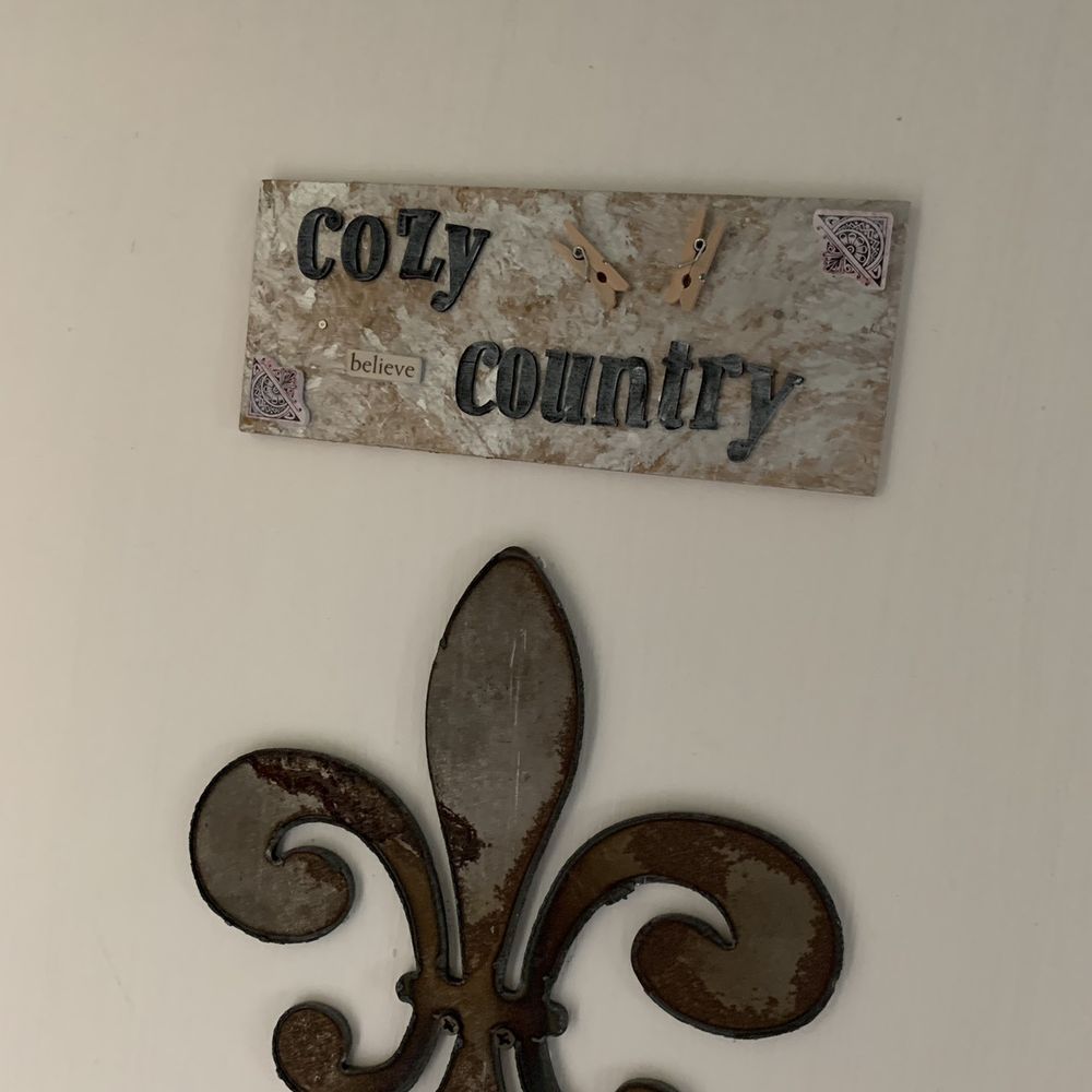 Bella Mia Bed and Breakfast - Door to the Cozy Country room - Bed & Breakfast Near Me - Spring Lake, Michigan Bella Mia Bed and Breakfast - Door to the Cozy Country room - Bed & Breakfast Near Me - Spring Lake, Michigan
