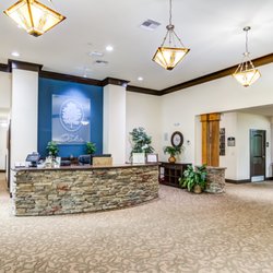 Oaks at Hampton - Reception area