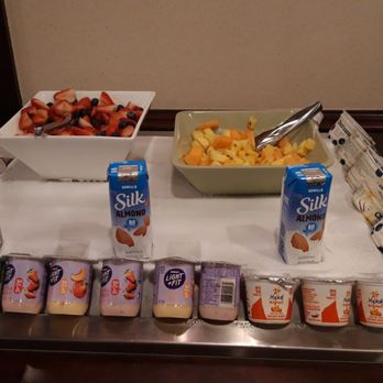 The Ansonborough - Fruit, yogurt, milk alternatives - Hotels Near Me - Charleston, South Carolina The Ansonborough - Fruit, yogurt, milk alternatives - Hotels Near Me - Charleston, South Carolina
