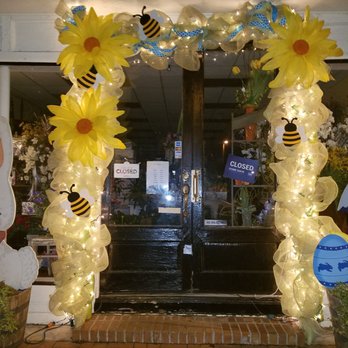 Goggans Florist - It looks even prettier tonight - Florists Near Me - Barnesville, Georgia