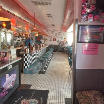 66 Diner - Diners Near Me - Albuquerque, New Mexico