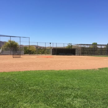 Forster Ranch Community Park - Baseball field (lower level - Sarmentoso) - Parks Near Me - San Clemente, California