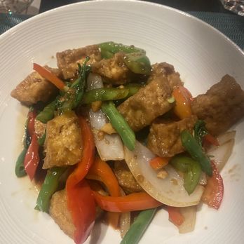 Baan Siam - Tofu basil stir fry with green beans - Thai Near Me - Washington, DC, District of Columbia