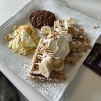 Yonder Brunch & Vibes - Cinnamon Toast Crunch Waffle Killa Combo - Breakfast & Brunch Near Me - Cleveland, Ohio Yonder Brunch & Vibes - Cinnamon Toast Crunch Waffle Killa Combo - Breakfast & Brunch Near Me - Cleveland, Ohio