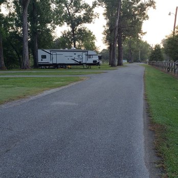 Uncle Dick Davis Park - Main road - Campgrounds Near Me - Breaux Bridge, Louisiana Uncle Dick Davis Park - Main road - Campgrounds Near Me - Breaux Bridge, Louisiana