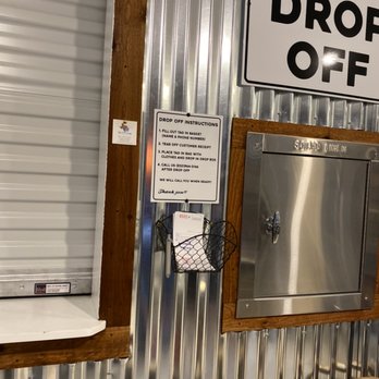 River Road Laundry - Wash & Fold Express Drop Off - Laundromat Near Me - New Braunfels, Texas River Road Laundry - Wash & Fold Express Drop Off - Laundromat Near Me - New Braunfels, Texas
