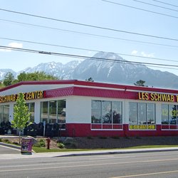 Les Schwab Tire Center