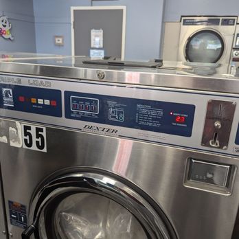 Bub's Laundry - Stopped accepting coins and did not count the last two it took so a total of 5 quarters lost. - Laundromat Near Me - Marysville, Washington Bub's Laundry - Stopped accepting coins and did not count the last two it took so a total of 5 quarters lost. - Laundromat Near Me - Marysville, Washington