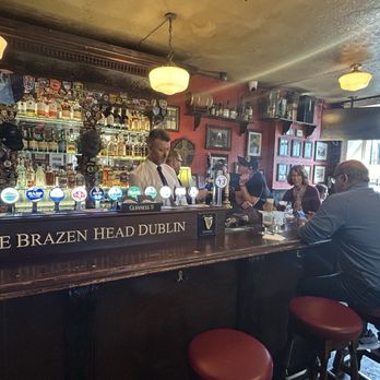 The Brazen Head - Inside bar - Pubs Near Me - Dublin, D