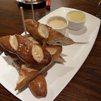 Jake's American Bar - American Near Me - Orlando, Florida Jake's American Bar - American Near Me - Orlando, Florida
