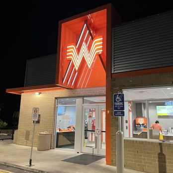 Whataburger - Outside - Breakfast & Brunch Near Me - Branson, Missouri