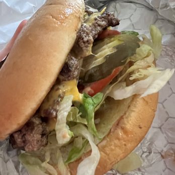 Flash Jacks - Single meat cheese burger delivered by DoorDash so good. - Food Trucks Near Me - Ruidoso, New Mexico