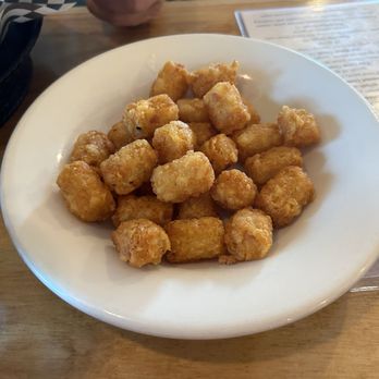 Mulligan's Grille in Historic Cottage Row - Seafood Near Me - Nags Head, North Carolina