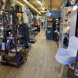 Hunters & Gatherers shop entry
