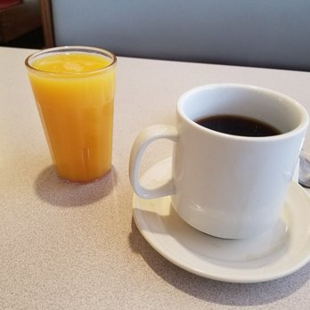 Kenny's Oak Grill - Very good coffee - Diners Near Me - Austin, Minnesota