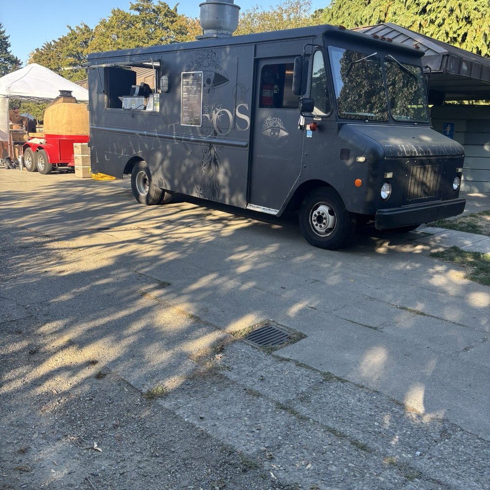 Wallingford Farmers Market - T'Juana Tacos Food Truck - Farmers Market Near Me - Seattle, Washington Wallingford Farmers Market - T'Juana Tacos Food Truck - Farmers Market Near Me - Seattle, Washington