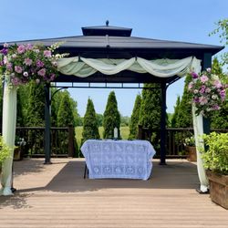The Gift Box - Floral arrangements for wedding