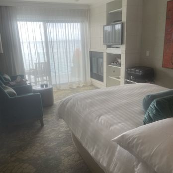 The Inn Above Tide - Oh yea here's the room - Hotels Near Me - Sausalito, California The Inn Above Tide - Oh yea here's the room - Hotels Near Me - Sausalito, California