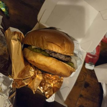 Wonder - Upper West Side - classic burger - Food Delivery Services Near Me - New York, New York